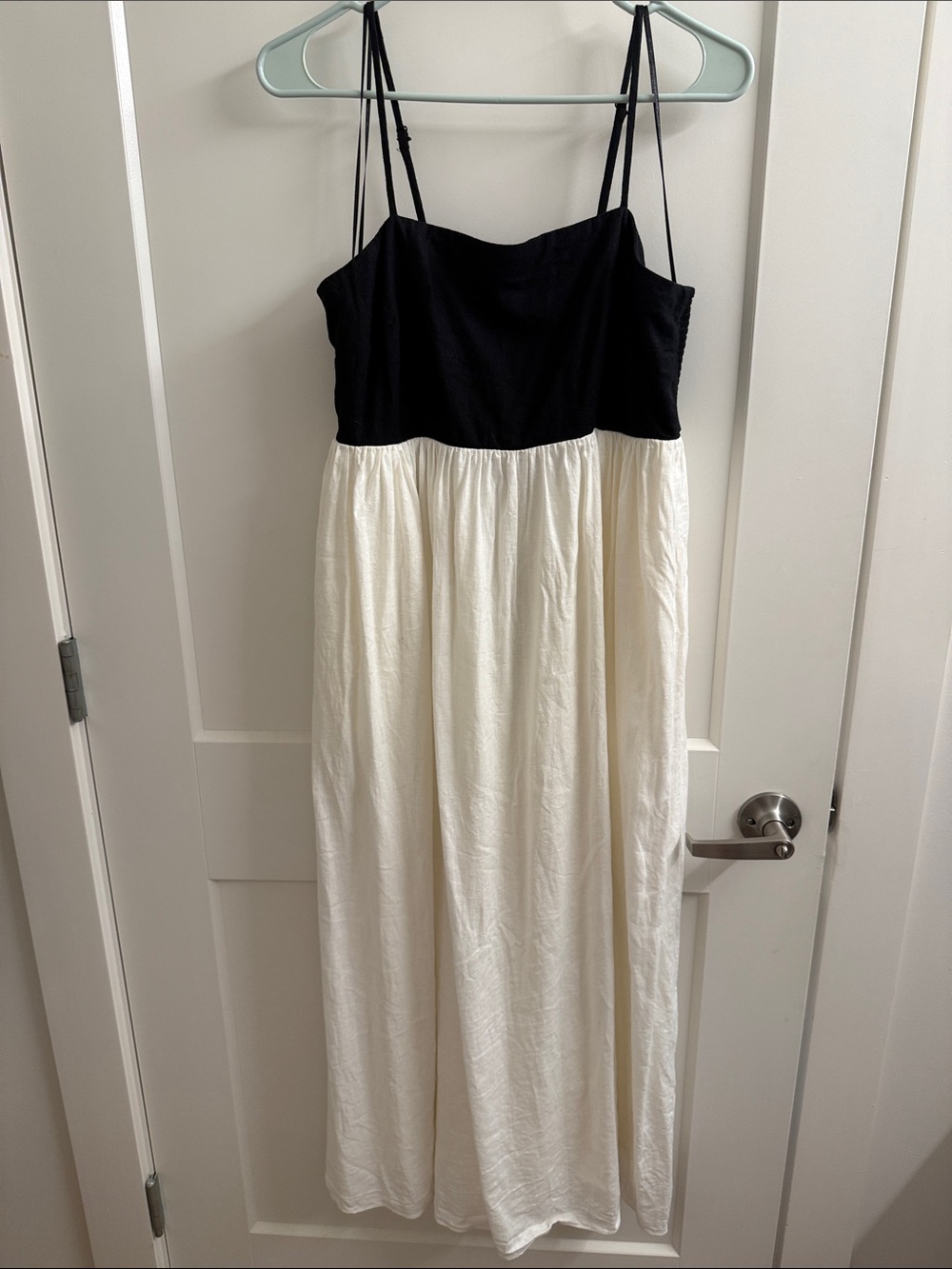 Ann Taylor Black and White Spaghetti Strap Maxi Dress